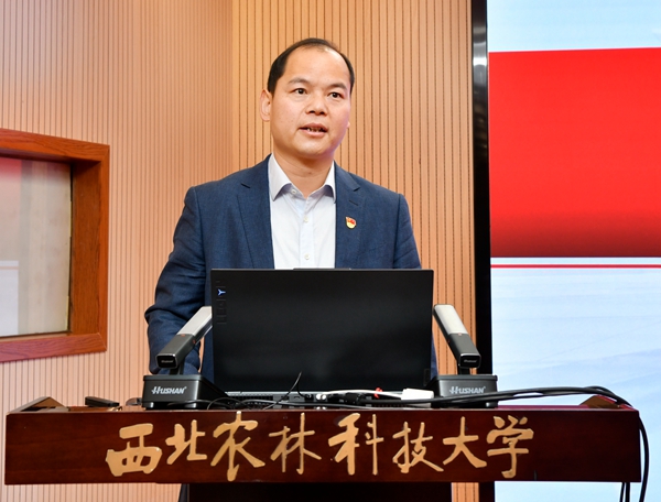 6cdd1531631f4730a10d8158dbd00fc9.jpg _DSC6124.jpg